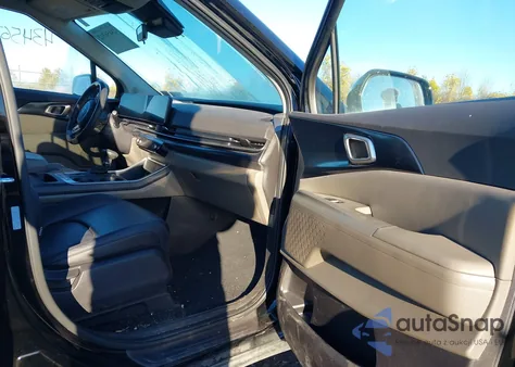 2025 Kia Carnival Mpv Lxs from USA, damaged, VIN KNDNB5K36S6456704